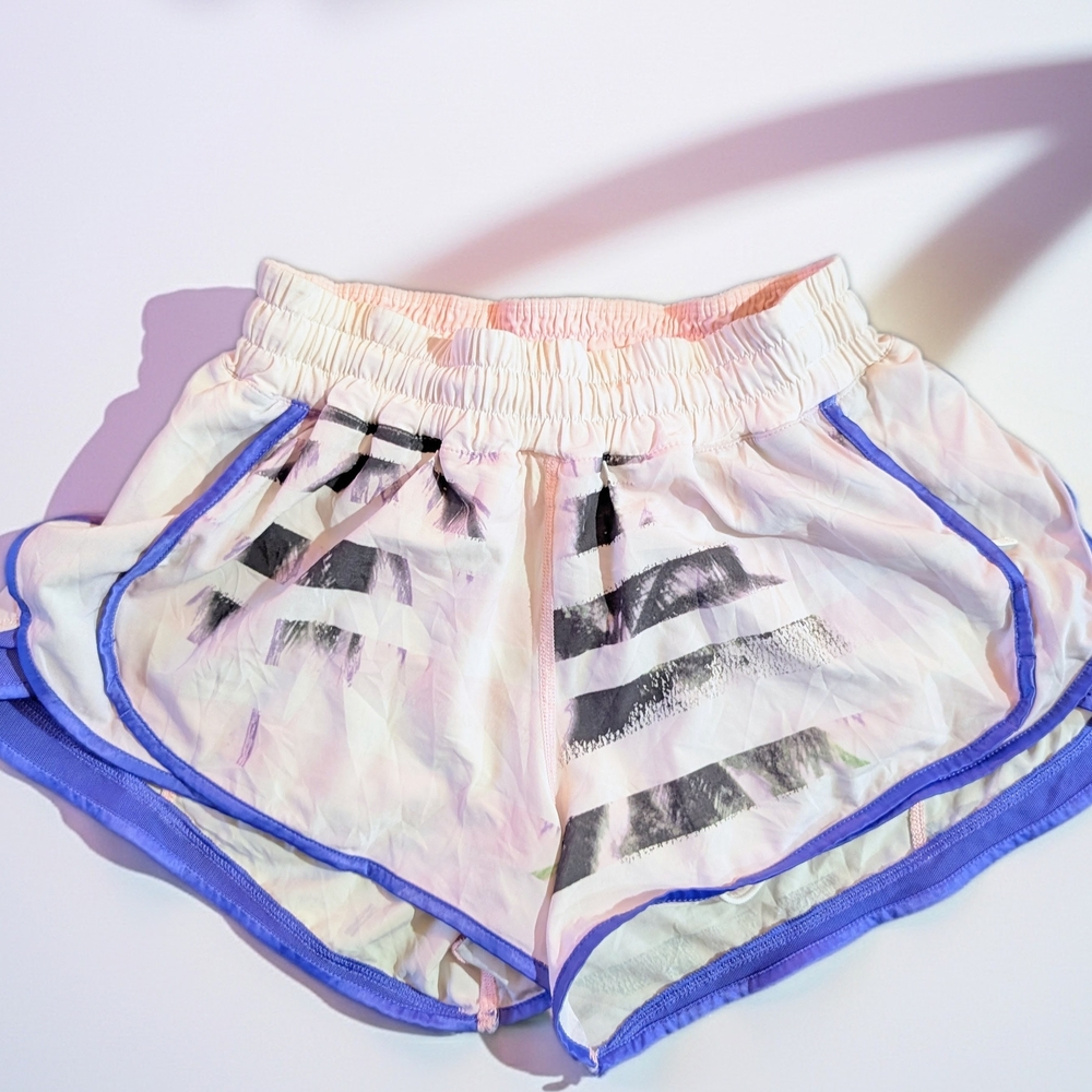 LULULEMON SUPER SQUAD SHORTS 4-WAY STRETCH SUNSET STRIPE/BLUSH QUARTZ SZ 6